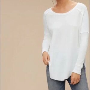 Aritzia TNA Alder White Waffle Knit Thermal Raglan Sleeve Top Size XXS
